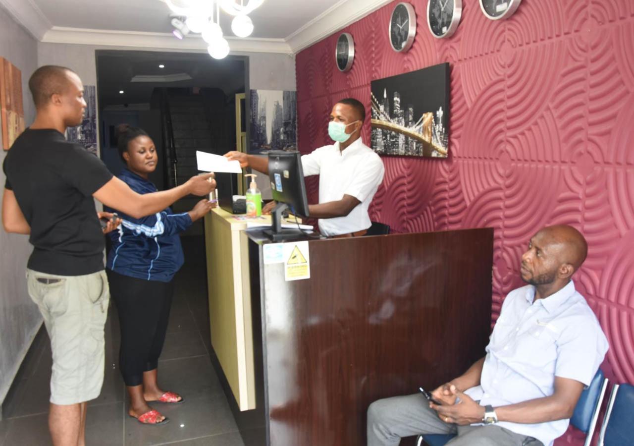 24-7 Electricity Agore Hotels And Suites Ltd Awoyaya Eksteriør bilde