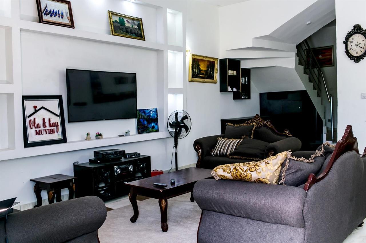 24-7 Electricity Agore Hotels And Suites Ltd Awoyaya Eksteriør bilde