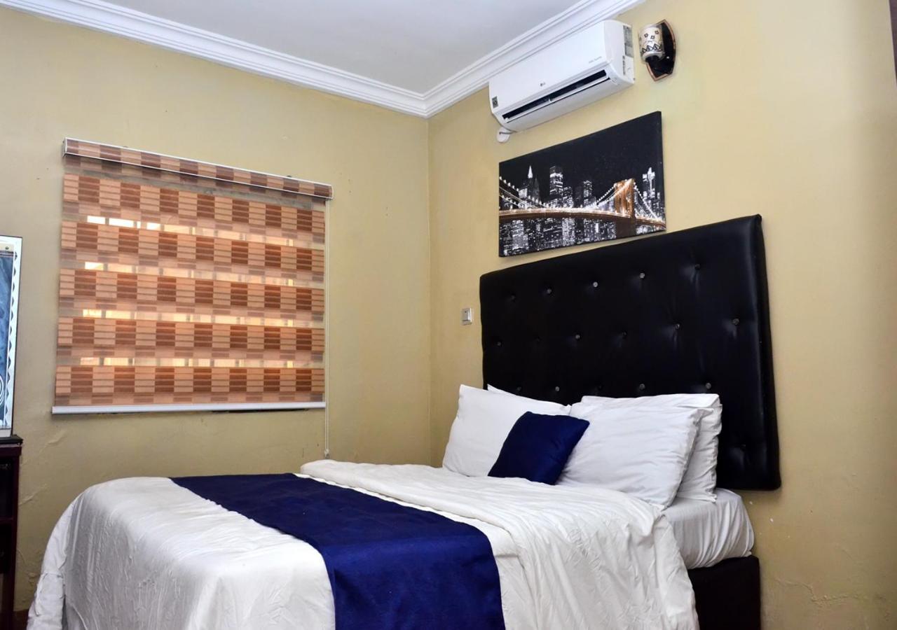 24-7 Electricity Agore Hotels And Suites Ltd Awoyaya Eksteriør bilde